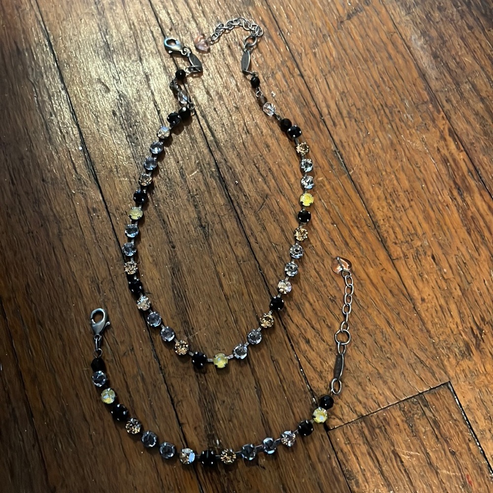 Sabika matching necklace & bracelet